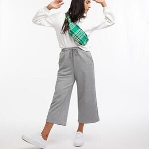 NWT Ban.do Gray Daisy Chain Wide Leg Cropped Sweatpants Women's XS